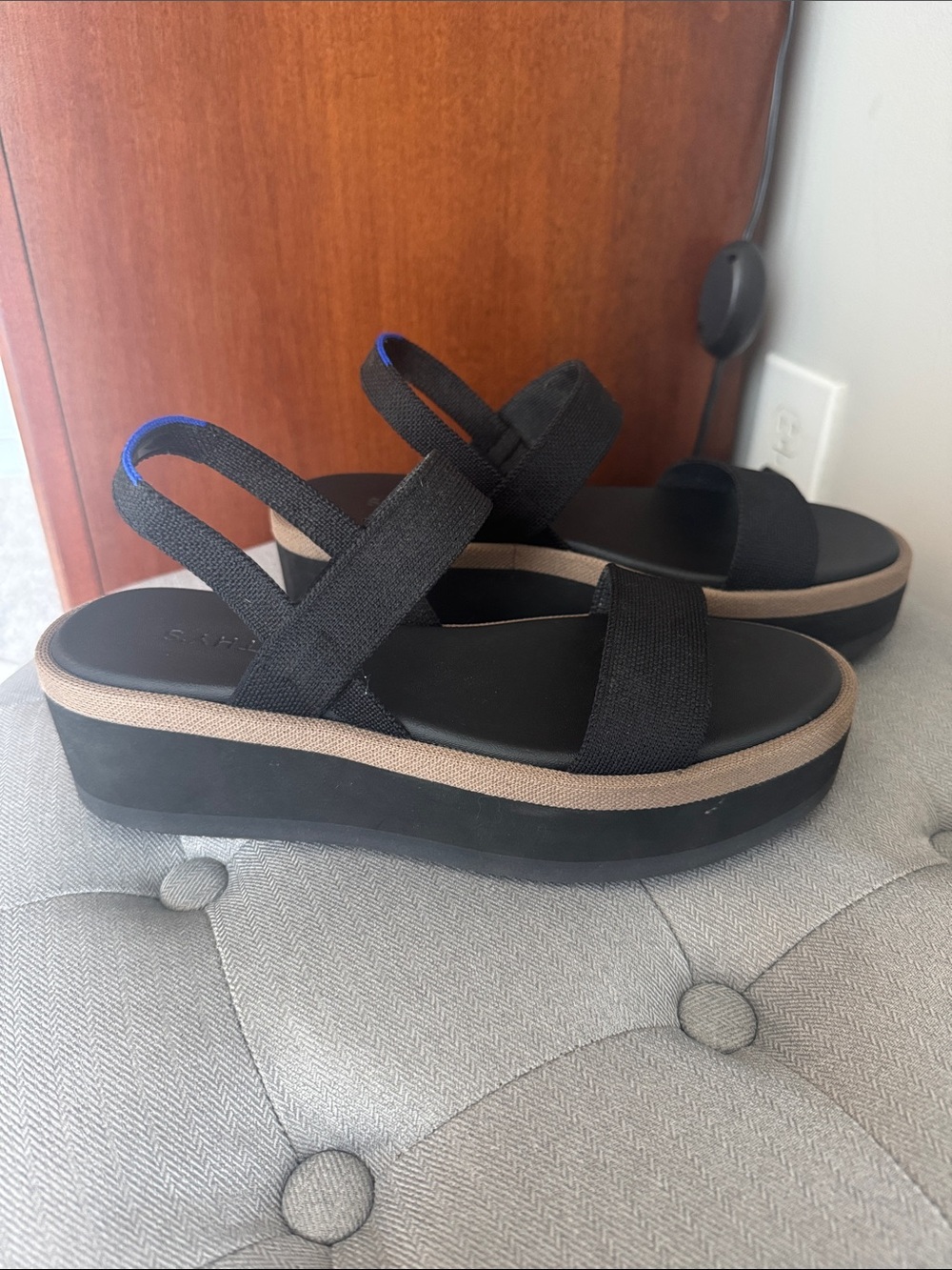Rothy’s black platform sandals - Picture 3 of 7